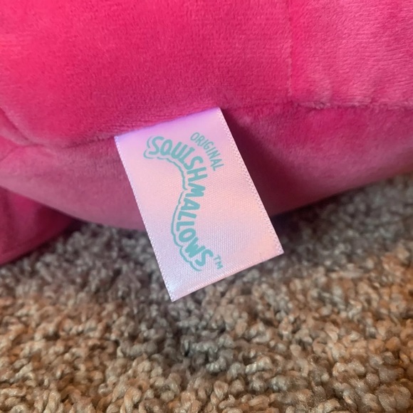 Squishmallow Caparinne Pink Yeti Sasquatch Bigfoot NWT 8” - Picture 5 of 6